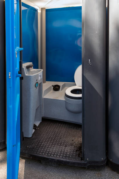 Best Wedding porta potty rental  in Hartville, OH