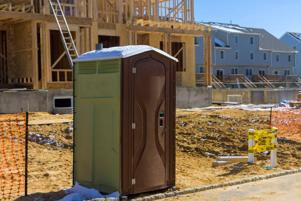 Best Portable bathroom rental  in Hartville, OH