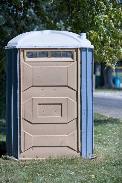 Best Luxury portable toilet rental  in Hartville, OH